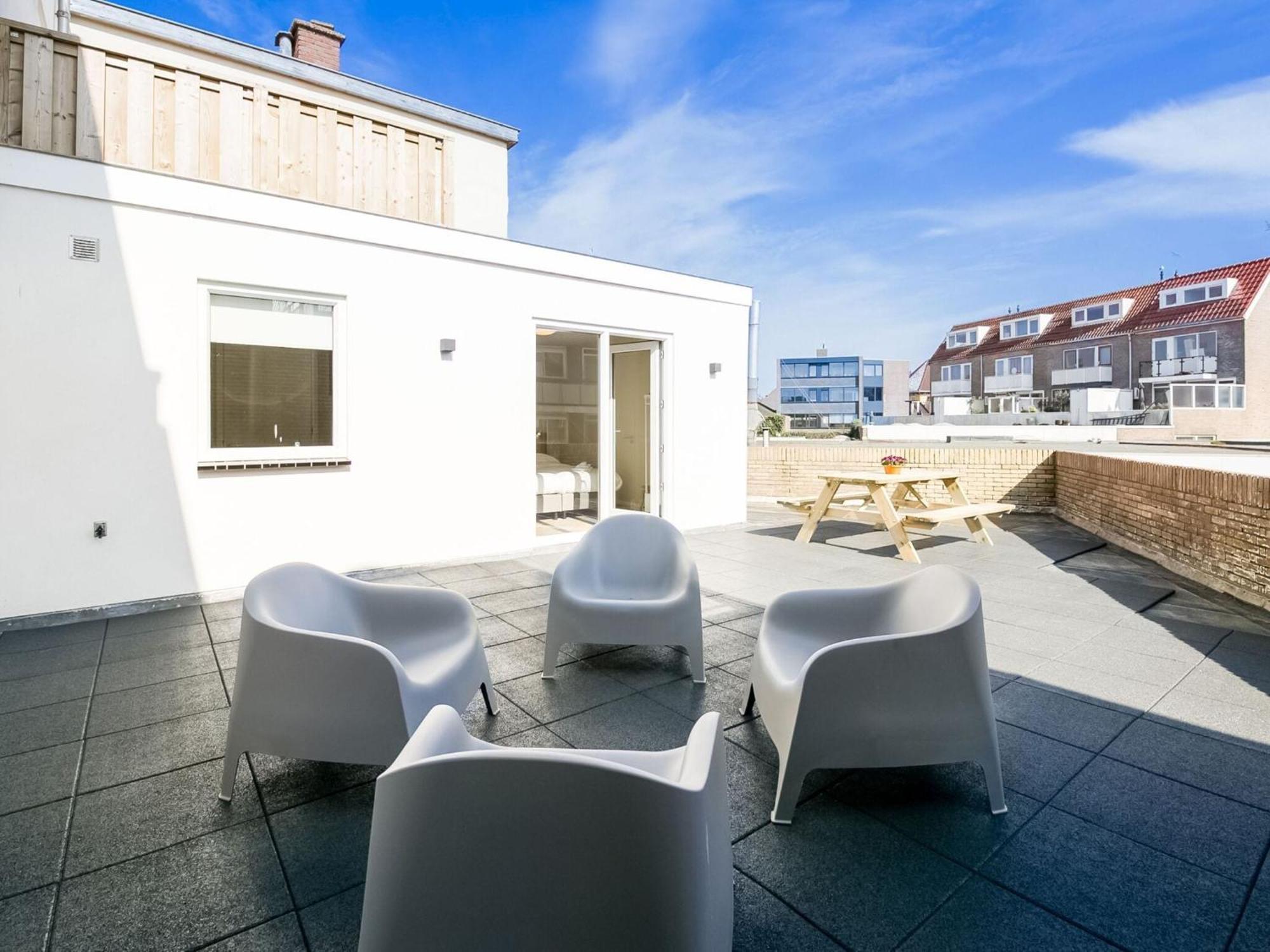 Apartment With Sea View And Parking In Katwijk Aan Zee Екстериор снимка