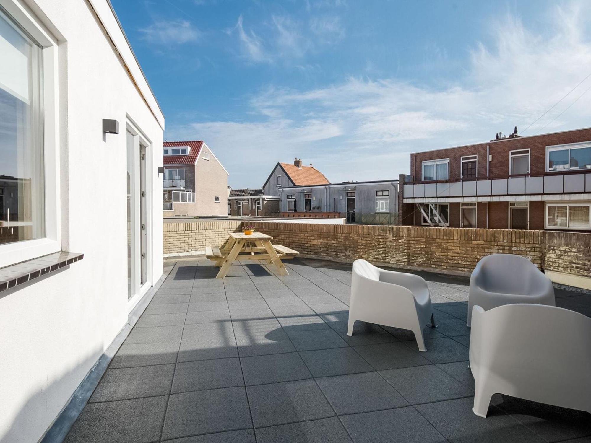 Apartment With Sea View And Parking In Katwijk Aan Zee Екстериор снимка